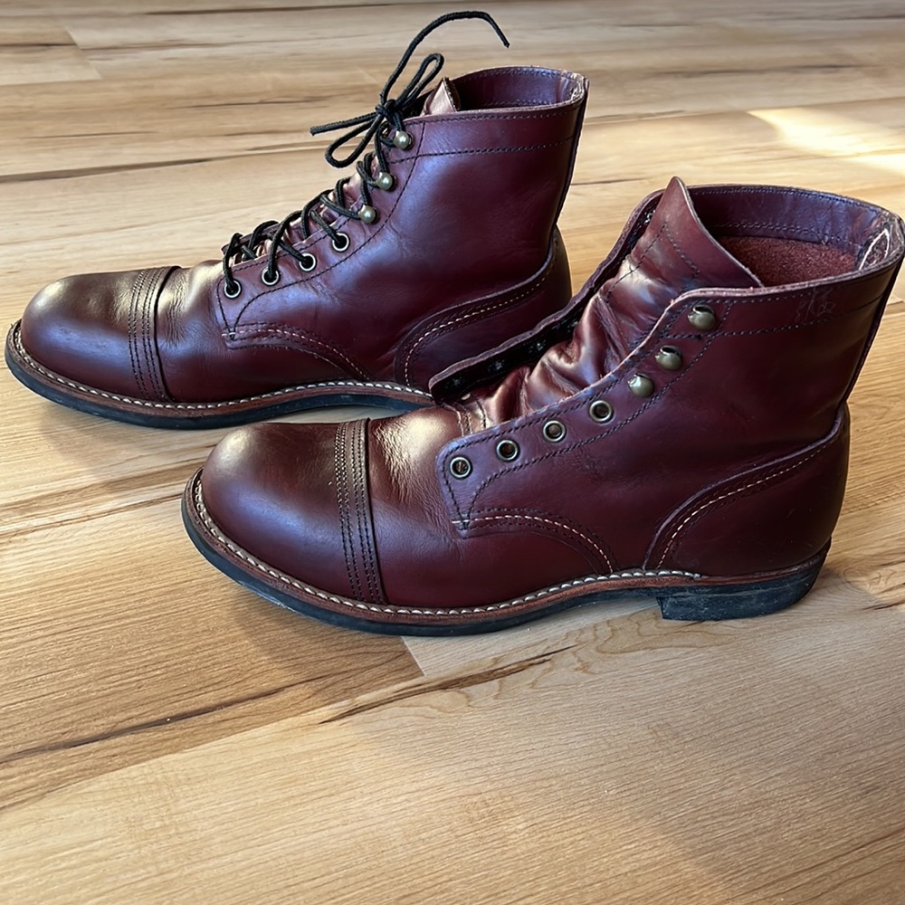 Red Wing Shoes Men's Burgundy Leather Lace-Up Boots